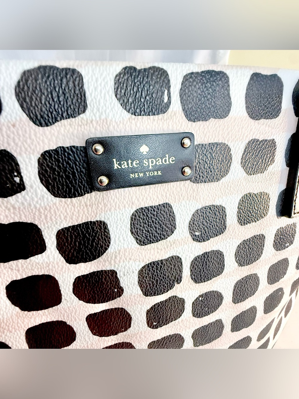 Kate Spade Grove Street Kaylie Polka Dot Baby Diaper Bag 21” x 13" x 5.5" - Picture 10 of 16